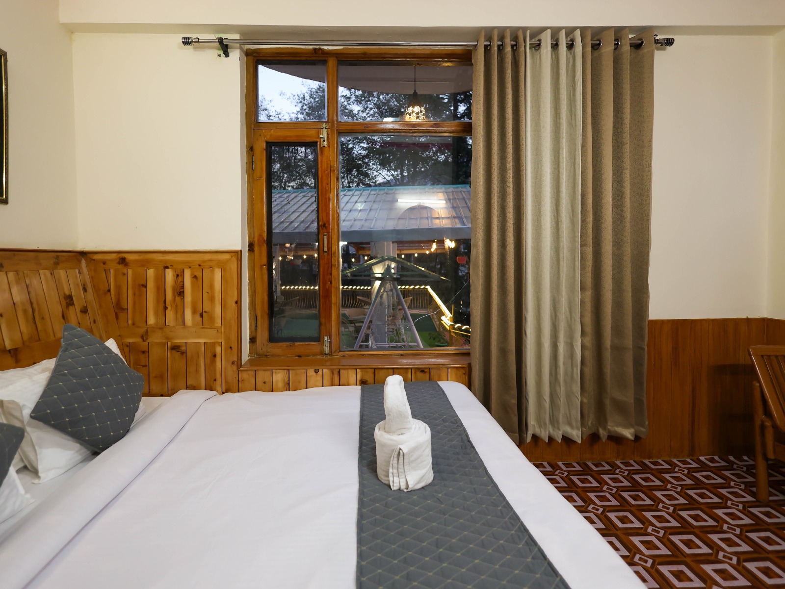 DELUXE ROOM WITH TERRACE VIEW Gallery