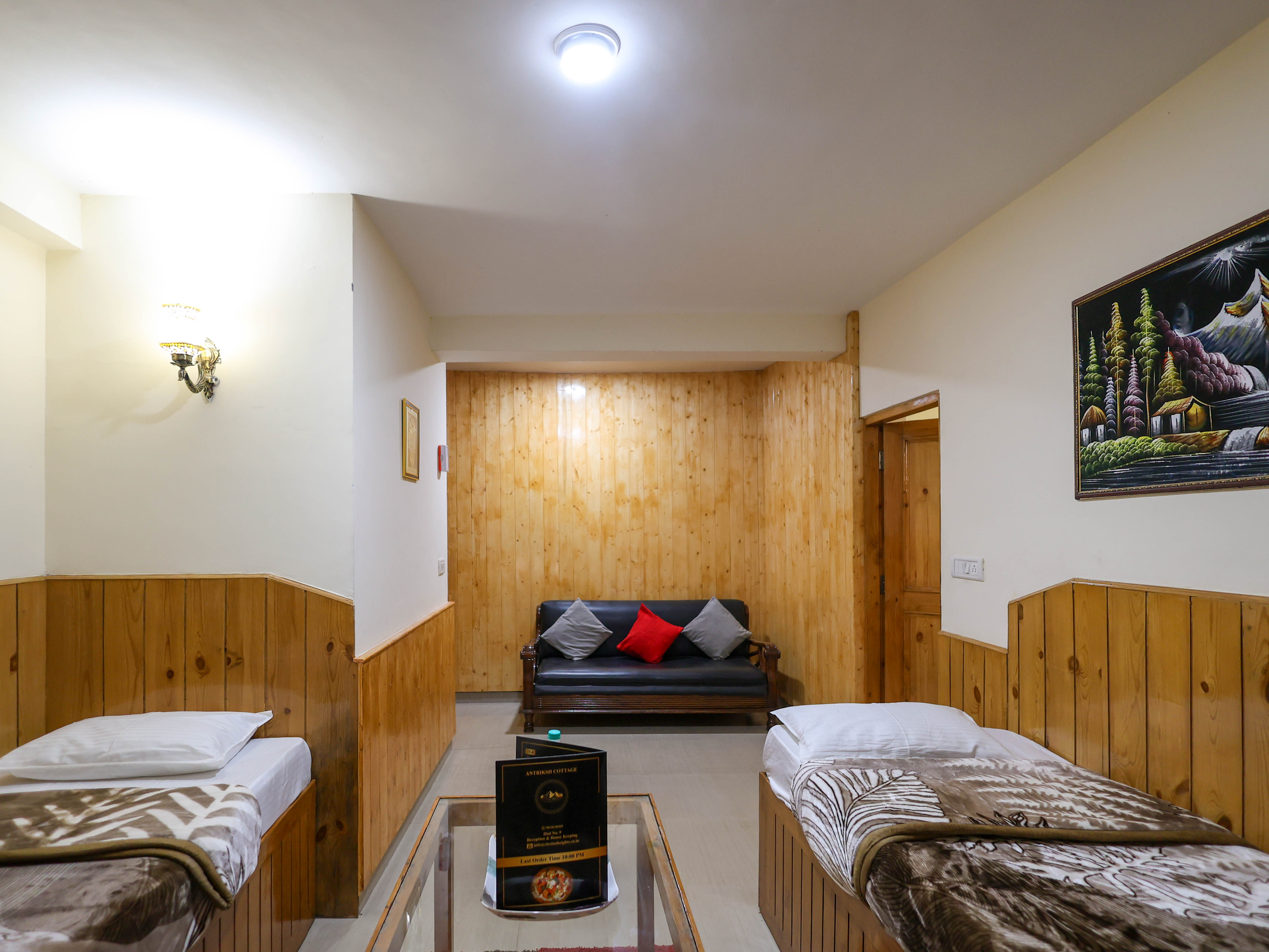 FAMILY SUITE WITH RIVER VIEW Gallery