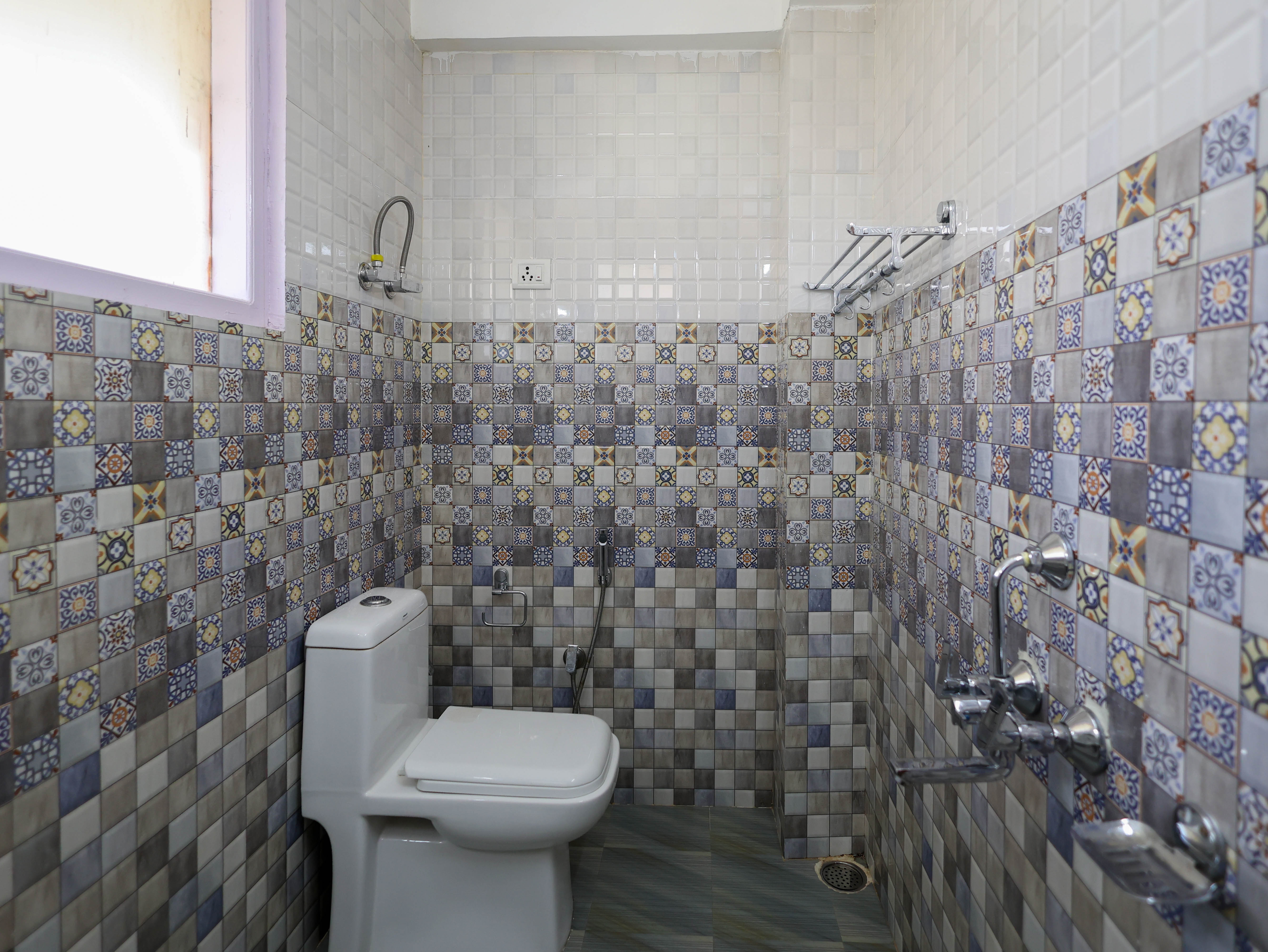 LUXURY ROOM WITH RIVER AND MOUNTAIN VIEW Gallery