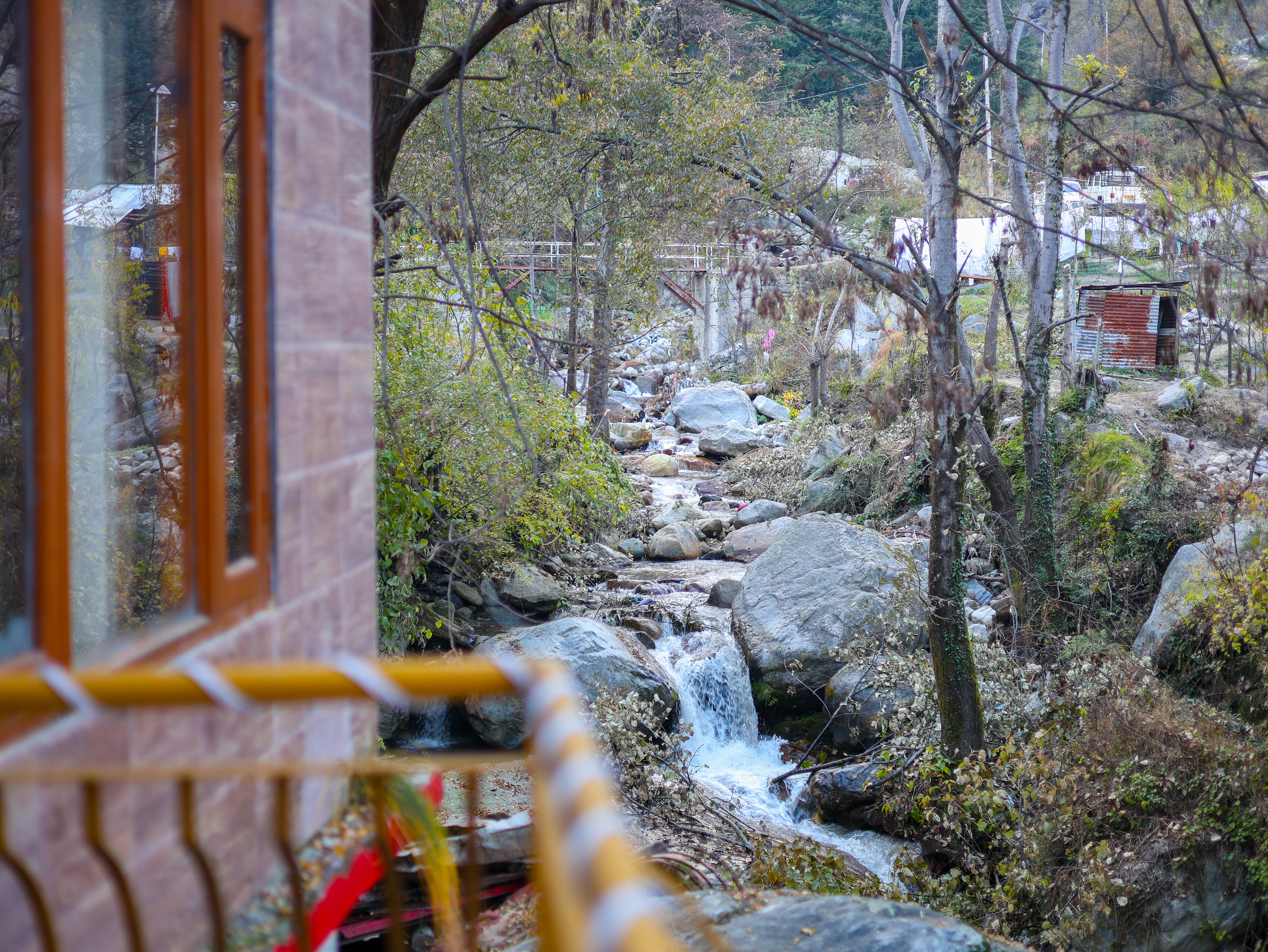 LUXURY ROOM WITH RIVER AND MOUNTAIN VIEW Gallery
