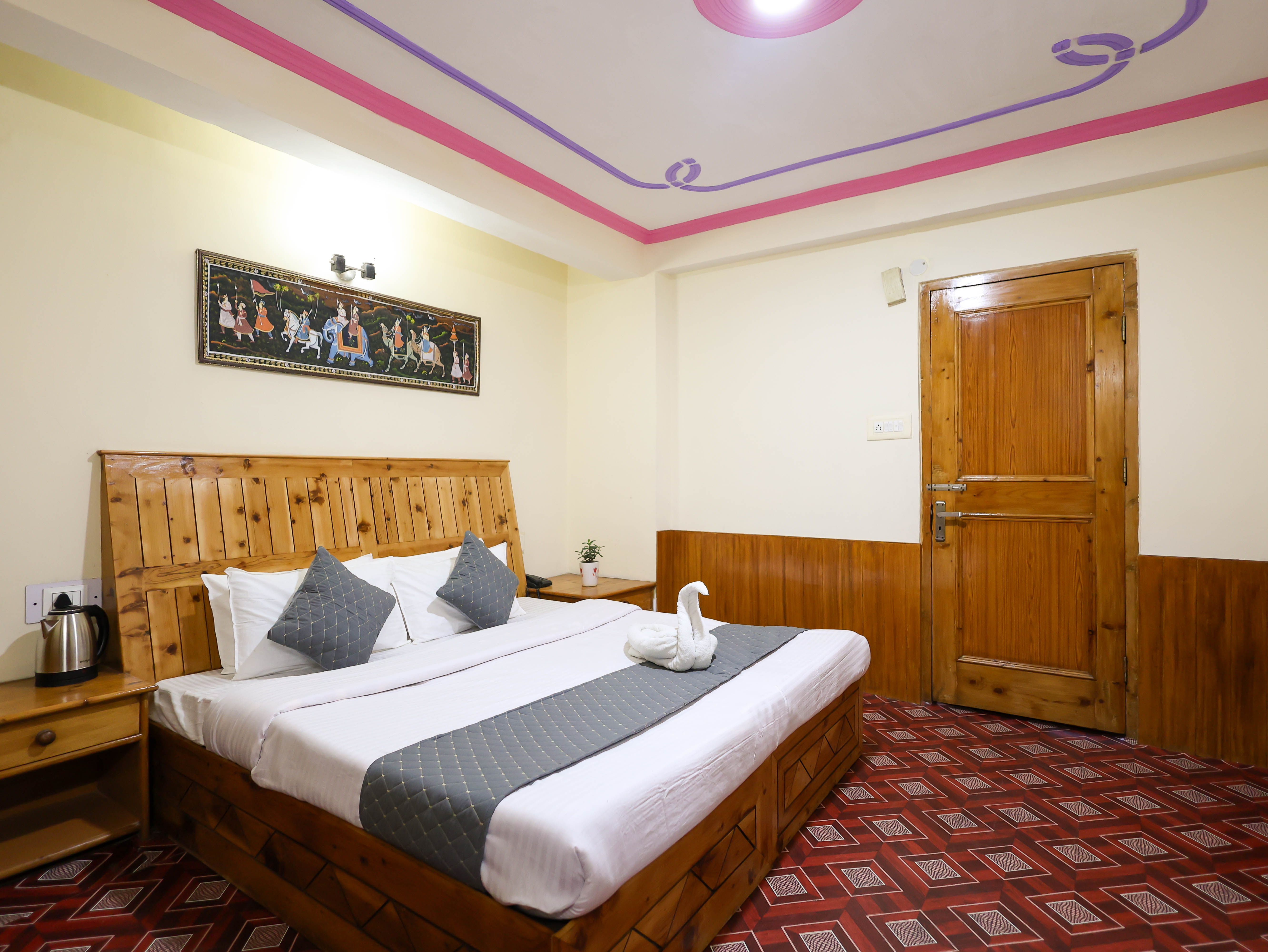 DELUXE ROOM WITH GARDEN VIEW Gallery